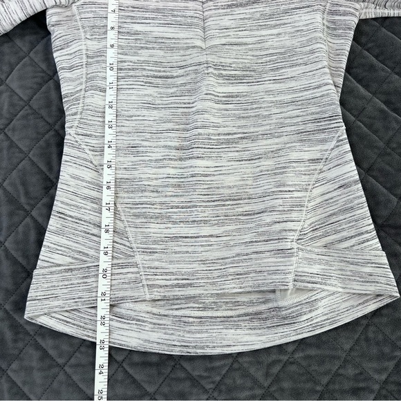 Lululemon Top Women 4 Sweater Outrun The Elements 1/2 Zip Thumbholes Space Dye - Picture 7 of 11